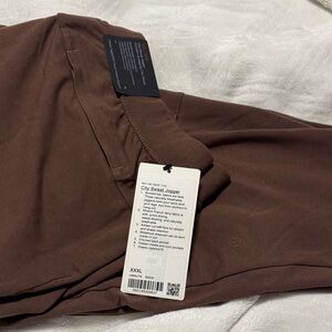 Lululemon City Sweat Jogger in Dark Mocha Brown